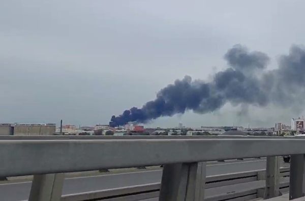 Крупный пожар на химзаводе "Бальзам" в Нижнем Новгороде: последние данные
