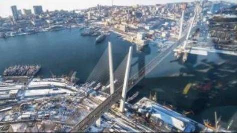 Экскурсионный вертолёт с пассажирами потерпел крушение во Владивостоке