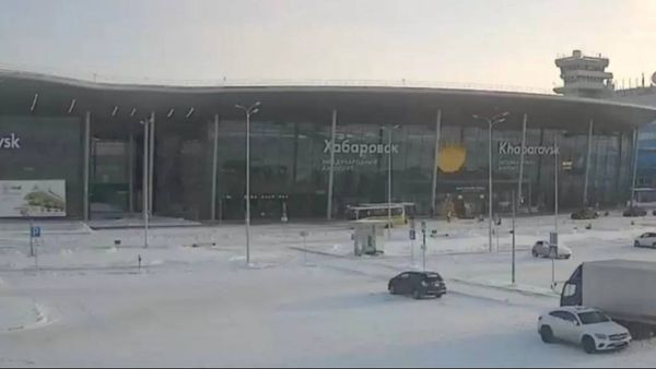 Мужчина упал и разбился насмерть в аэропорту Хабаровска
