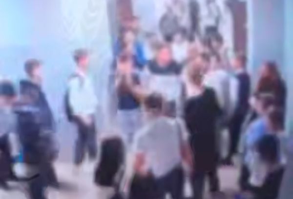 Подросток с ножом напал на сверстников в краснодарской школе