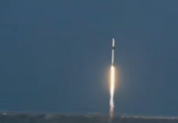 Корабль Crew Dragon с космонавтом из Красноярского края отправился к МКС