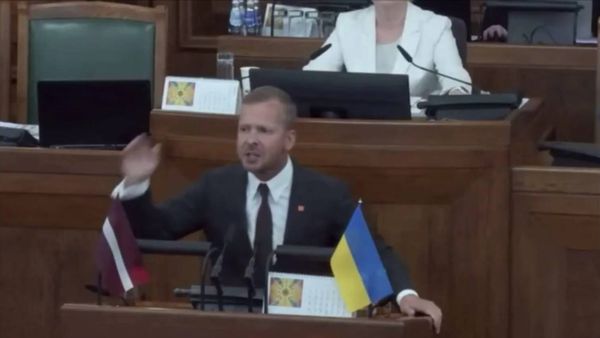 Задержан латвийский депутат Алексей Росликов, выступивший в парламенте страны на русском языке