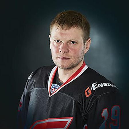 "Авангард" расторг контракт с и. о главного тренера Сергеем Звягиным и Антоном Курьяновым